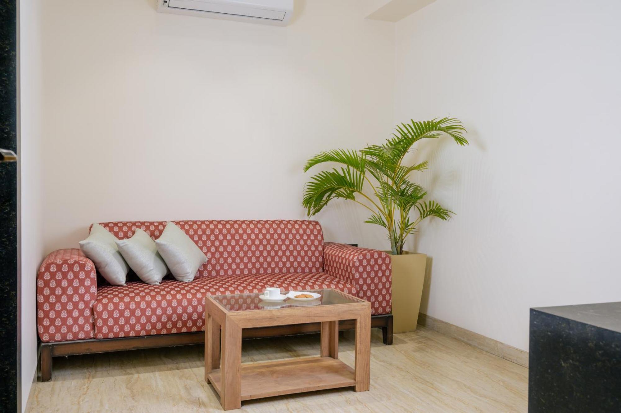 The Grand Neelam Hotel Raipur  Ngoại thất bức ảnh